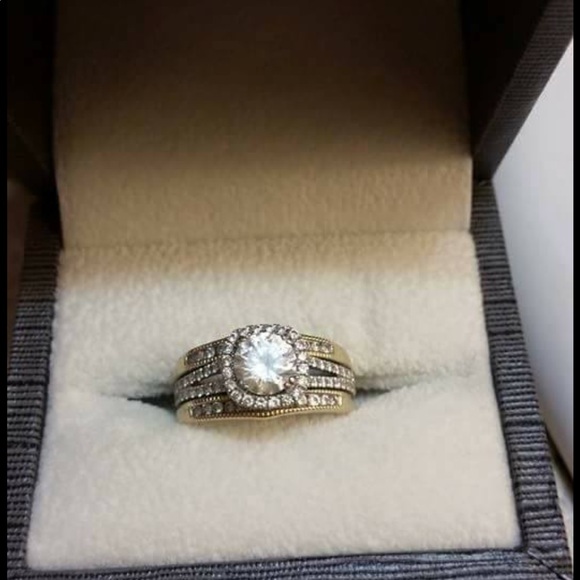 His & Hers Wedding Set